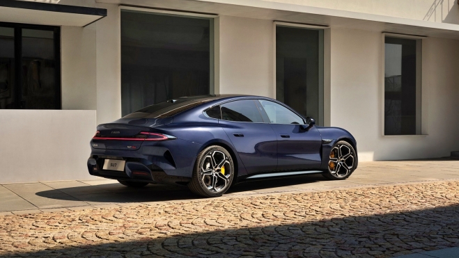 El SU7 tiene como objetivo los Porsche Taycan y Tesla Model S. El SU7 tiene como objetivo los Porsche Taycan y Tesla Model S.