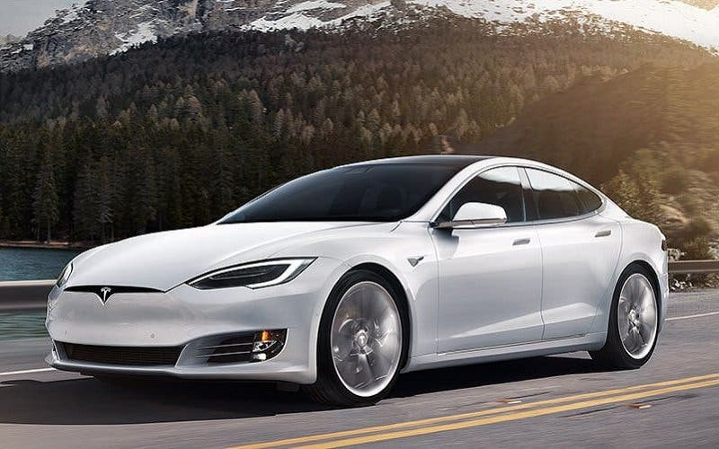  Tesla Model S blanco perlado 