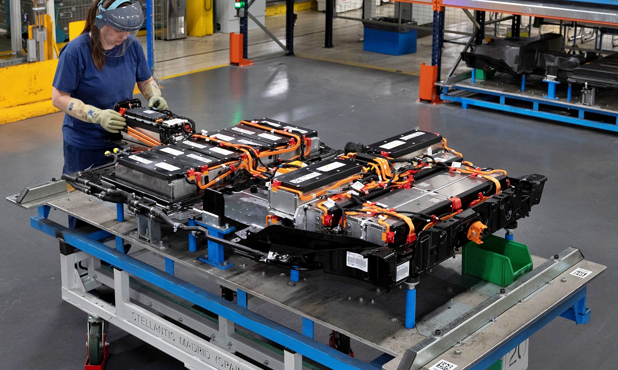 El centro de producción de Stellantis Madrid da un paso adelante en su apuesta por la electrificación.