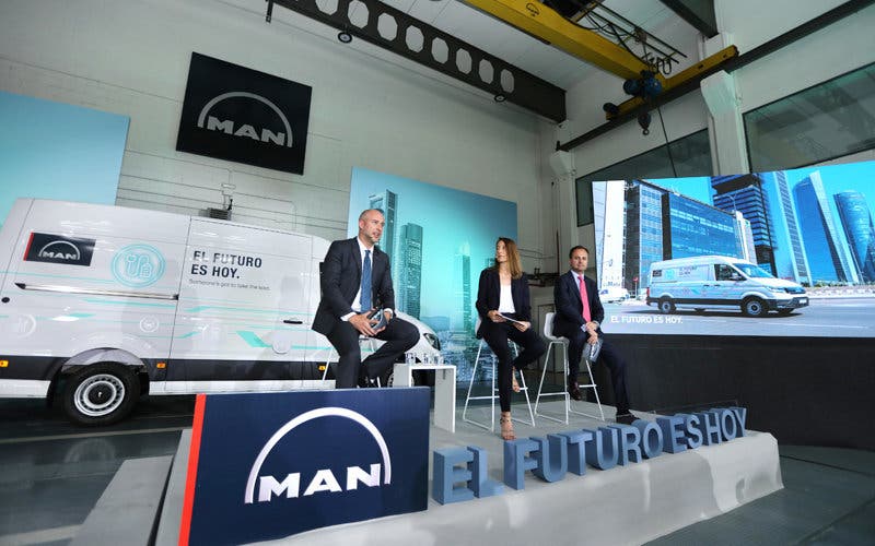  MAN presenta la nueva furgoneta 100% eléctrica eTGE, que llegará a España en 2020. 