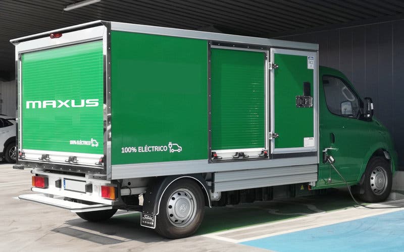  La furgoneta eléctrica Maxus EV80 ya está disponible en España con 200 km de autonomía. 