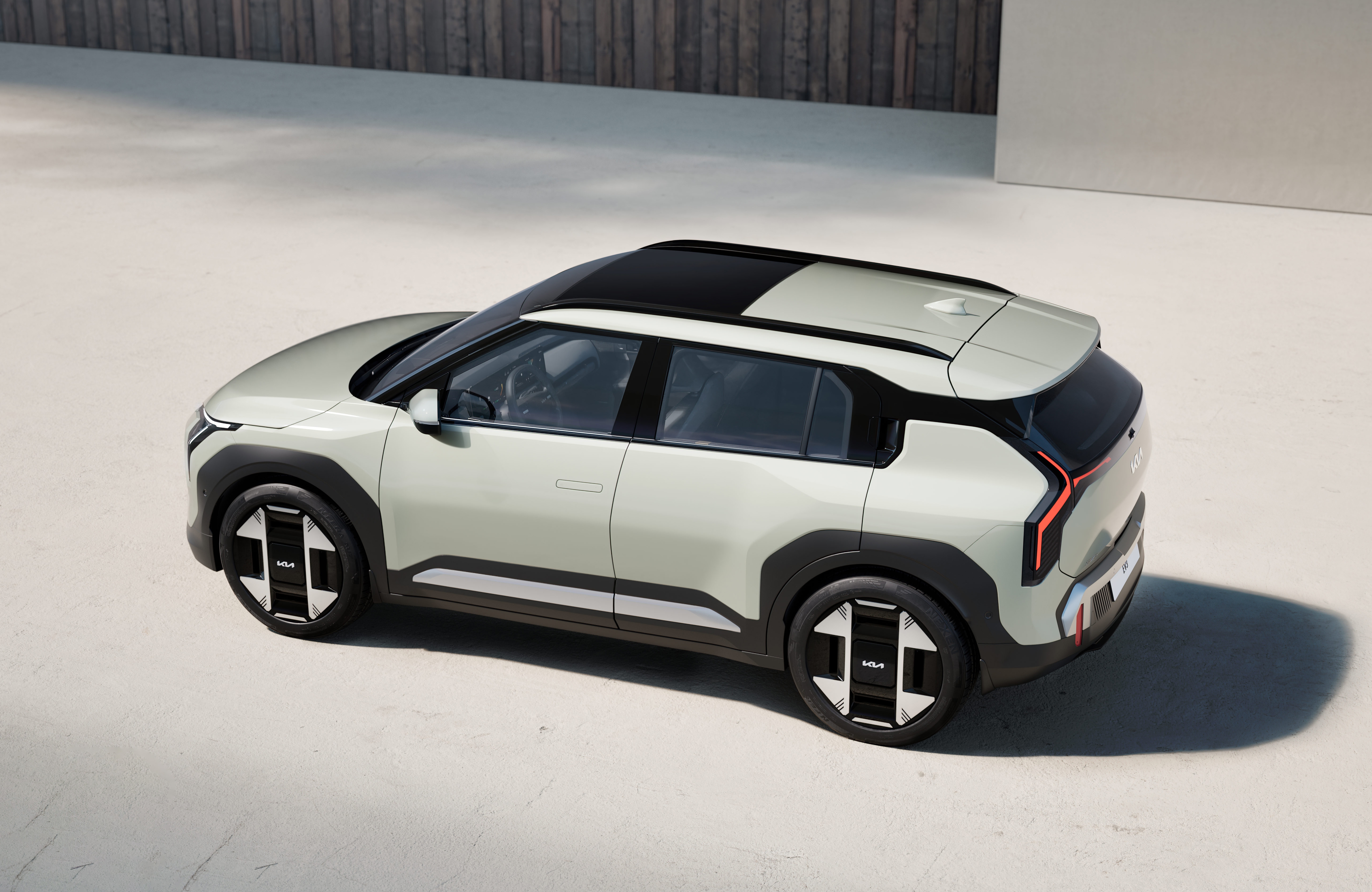 El KIA EV3 promete ser la solución a los problemas en la venta de coches eléctricos en Europa.