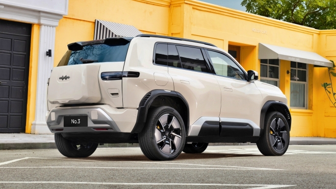 La versión más orientada a un uso en carretera será la que más ventas acapare, con todo seguridad. La versión más orientada a un uso en carretera será la que más ventas acapare, con todo seguridad.