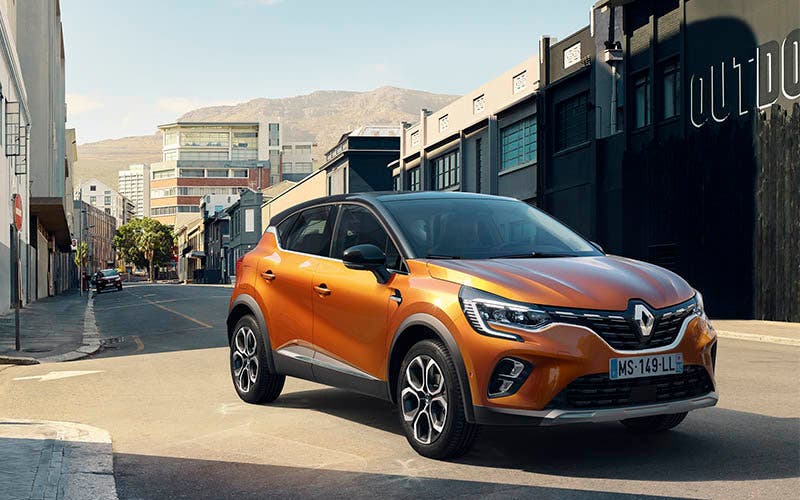  El Renault Captur de segunda generación ofrecerá una versión híbrida enchufable. 