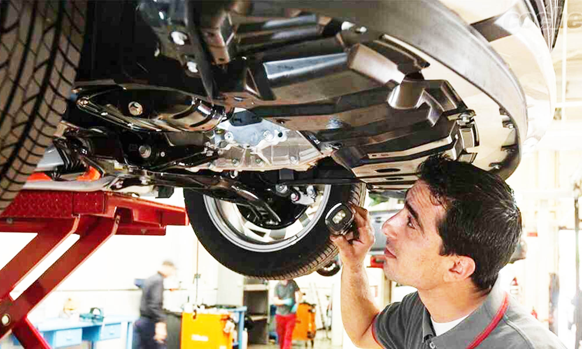 La factura de reparación de un coche eléctrico es un 28% más baja.