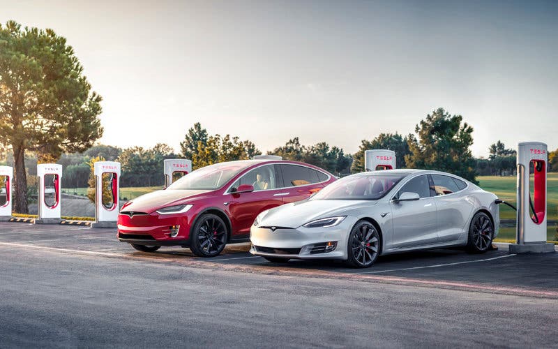  Tesla aspira a vender entre 360.000 y 400.000 coches eléctricos en todo el mundo en 2019. 