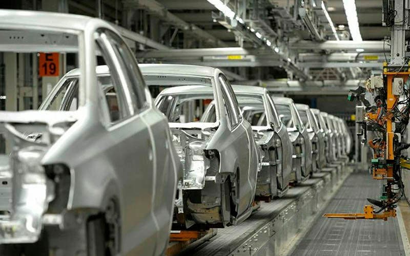  La industira del automóvil se enfrenta a la recapacitación de sus trabajadores. 