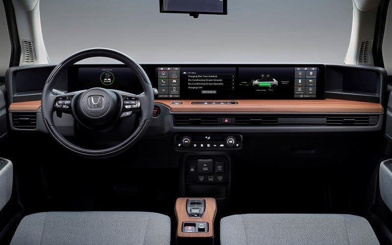  Todo pantallas y conectividad a raudales: así es el interior del nuevo coche eléctrico de Honda 