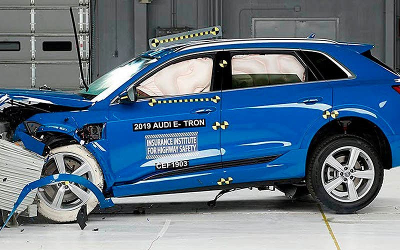  Premio Top Safety Pick Plus del IIHS para el Audi e-tron. 