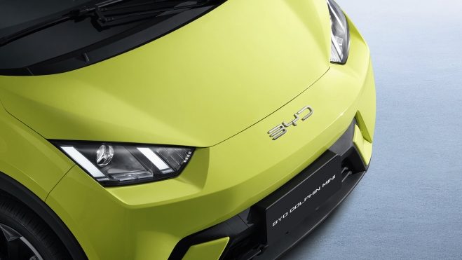 La vicepresidenta ejecutiva de BYD en Europa ha dado su punto de vista sobre los aranceles europeos al coche eléctrico chino. La vicepresidenta ejecutiva de BYD en Europa ha dado su punto de vista sobre los aranceles europeos al coche eléctrico chino.