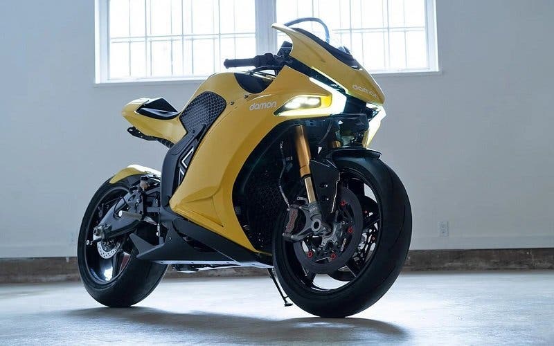  Esta moto eléctrica deportiva es capaz de alcanzar 320 km/h y tiene 320 km de autonomía 