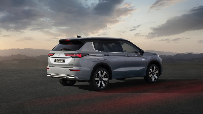 Mitsubishi Outlander 2025 Trasera Mitsubishi Outlander 2025 Trasera
