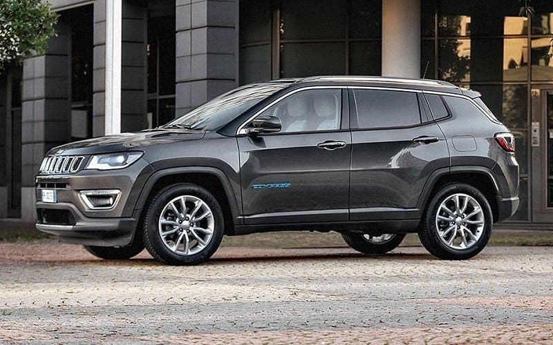  El Jeep Compass 4xe ya se vende en España: un SUV híbrido enchufable por 44.900 euros 