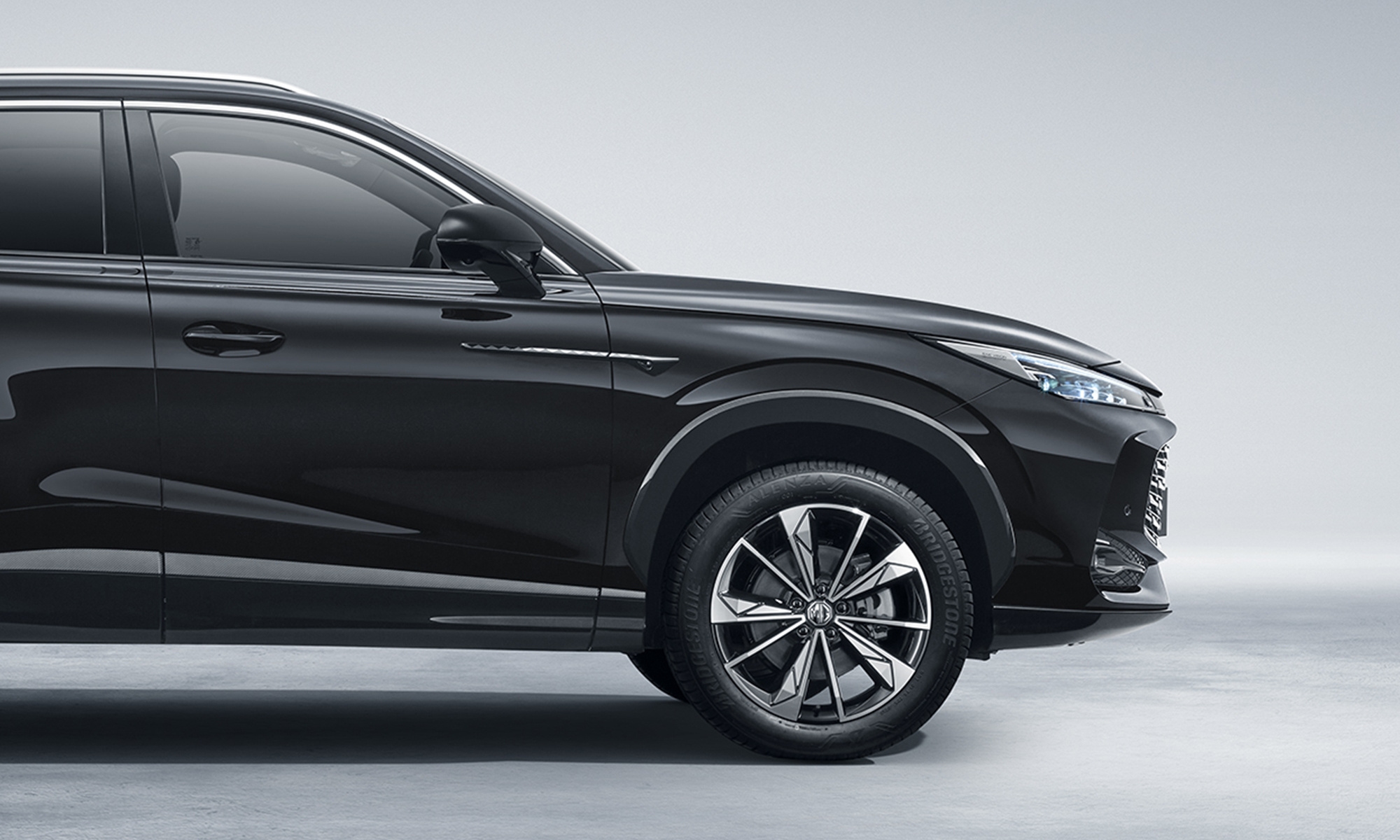 El PHEV rinde 340 CV de potencia.
