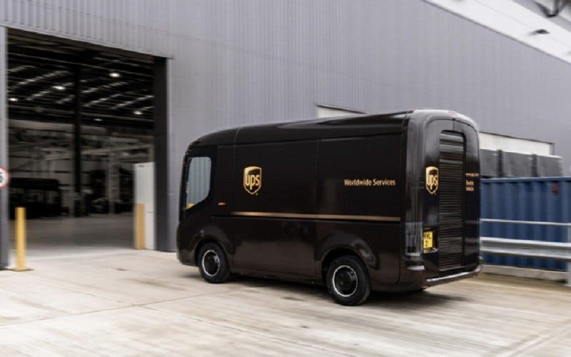  UPS invierte en Arrival y encarga 10.000 de sus vehículos eléctricos de reparto 