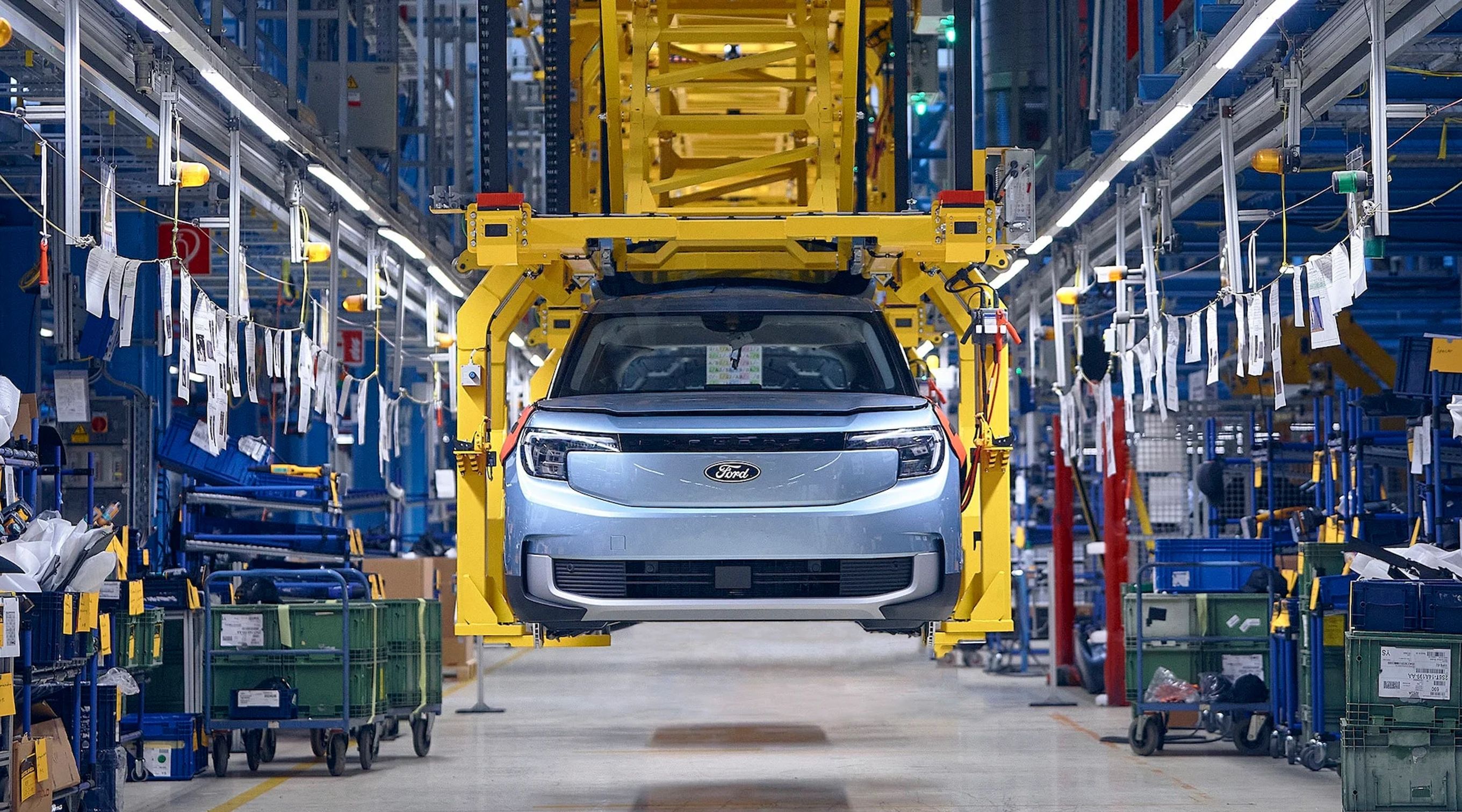 Hasta 2.900 de los 4.000 despidos previstos para 2027 tendrán lugar en la planta de Ford en Colonia, especializada en coches eléctricos.