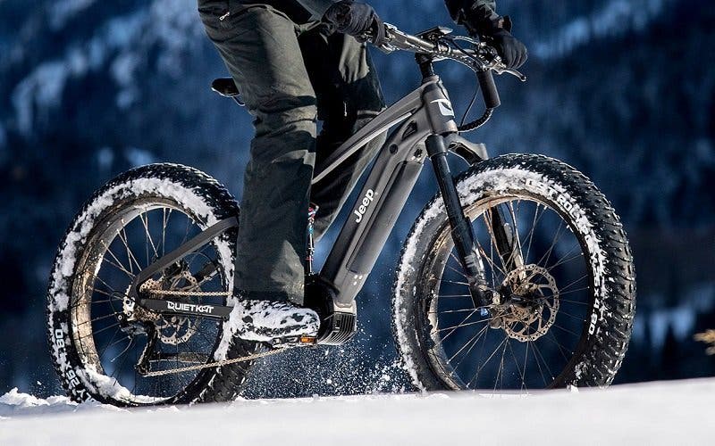  El nuevo "todoterreno" de Jeep es una potente bicicleta eléctrica con 64 km de autonomía 