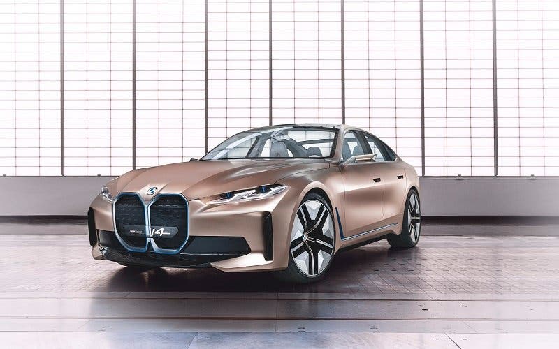  El BMW i4 Concept se muestra en todo su esplendor: así es la berlina eléctrica de BMW 