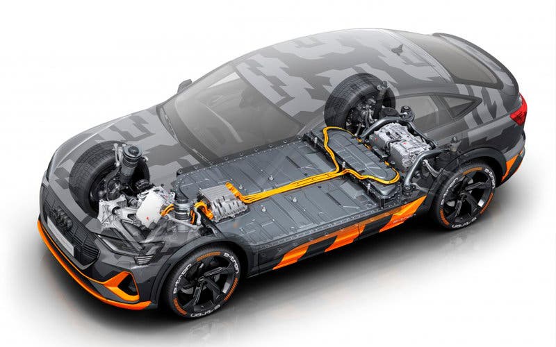  Audi e-tron S: el primer coche del mundo con tres motores eléctricos de tracción. 