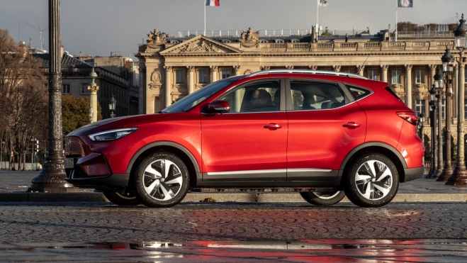 MG ZS EV Lateral