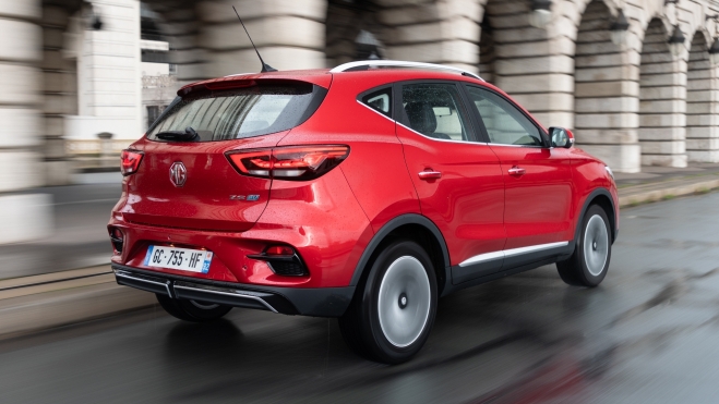 MG ZS EV Trasera
