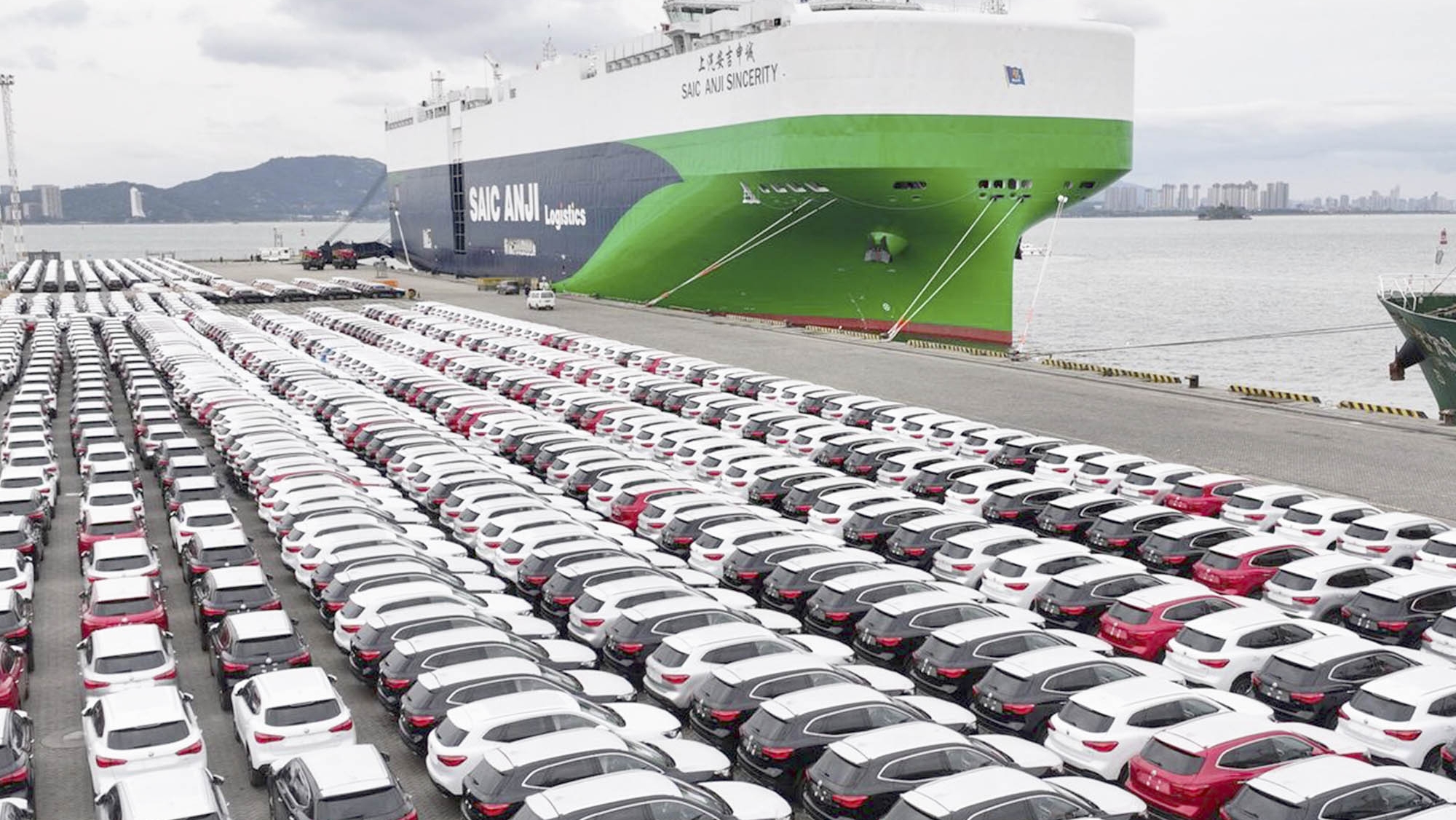 La UE aumenta aranceles a coches eléctricos chinos por prácticas desleales