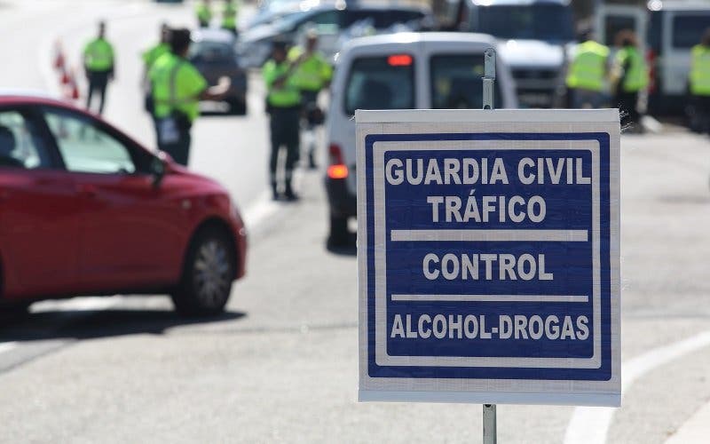  La Guardia Civil hará menos controles de alcoholemia por culpa del coronavirus 