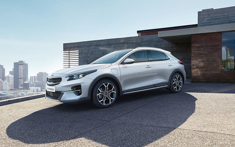  El KIA Xceed PHEV llega en abril, uno de los híbridos enchufables más baratos del mercado 