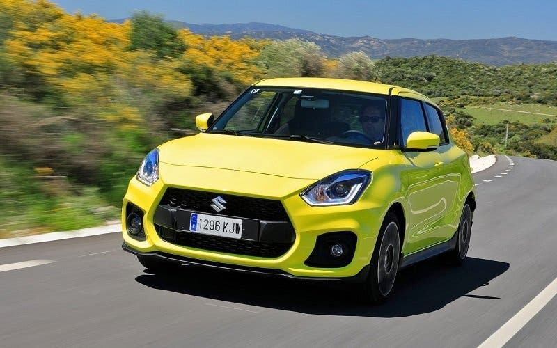  El Suzuki Swift Sport es ahora un coche híbrido, pero ha perdido potencia en el camino 