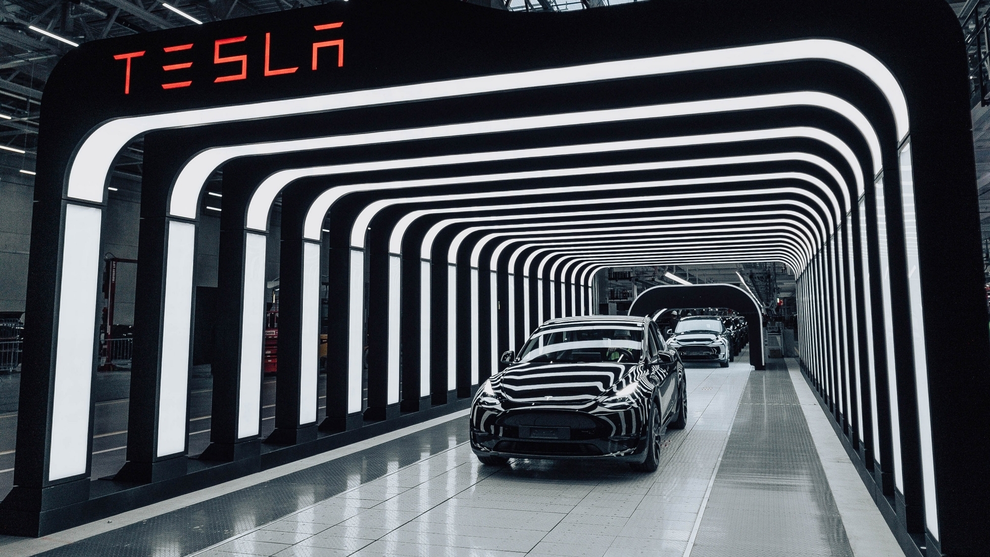 Por qué caen las ventas de Tesla en Europa y qué papel juega Elon Musk ...
