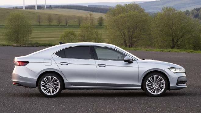 Skoda Superb PHEV 3 Skoda Superb PHEV 3