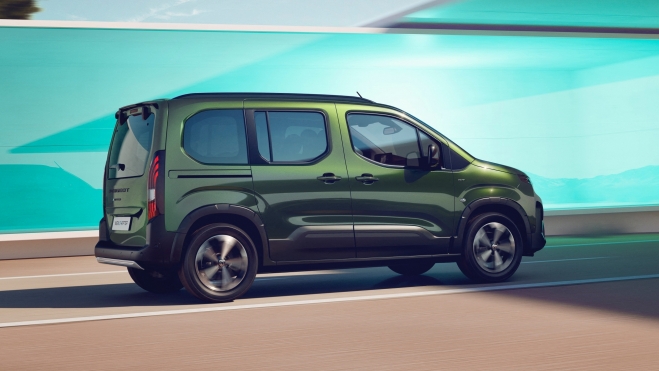 Peugeot E Rifter 2025 Lateral Peugeot E Rifter 2025 Lateral