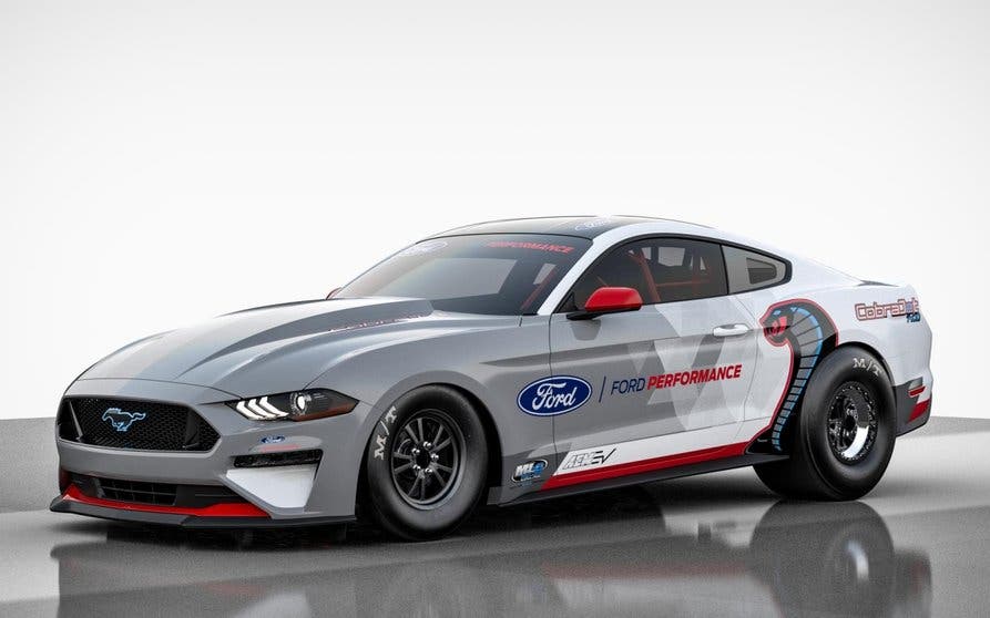  Ford Mustang Cobra Jet 1400: un dragster eléctrico con el sello oficial de Ford 