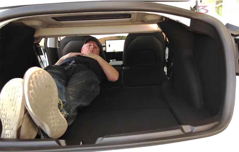 Tesla-Model-3-trunk-seats-down