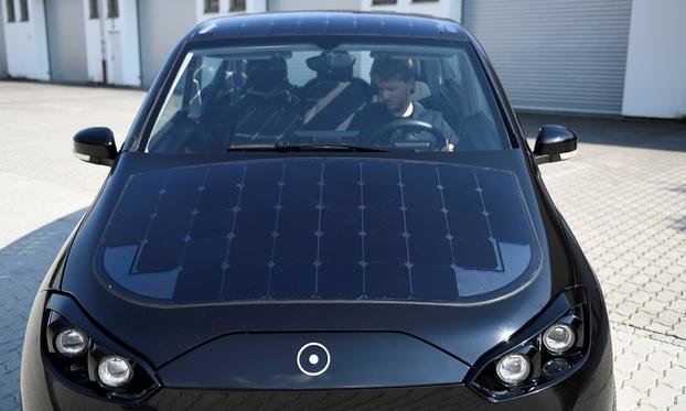 sono-motors-sono-sion-coche-electrico-solar-paneles-solares