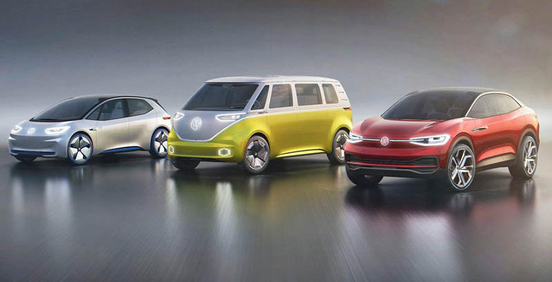 Tres de los cuatro nuevos modelos eléctricos de la familia I.D. de Volkswagen, dotados de conducción autónoma