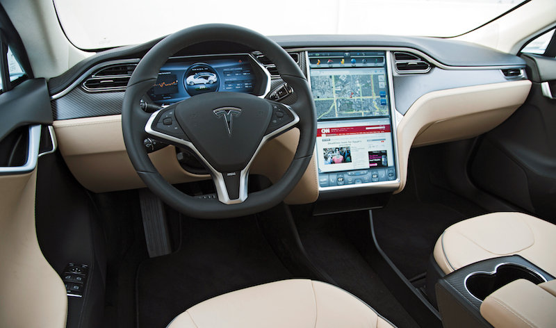 2013-Tesla-Model-S-interior