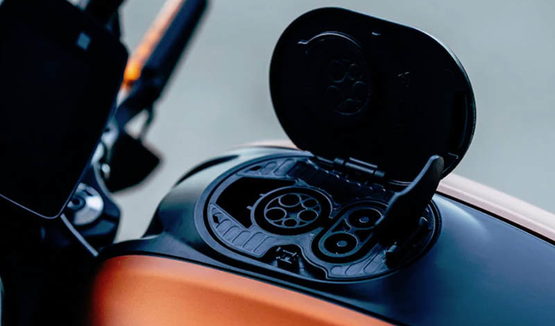Carga rápida bajo el estandar CCS en la Harley-Davidson LiveWire