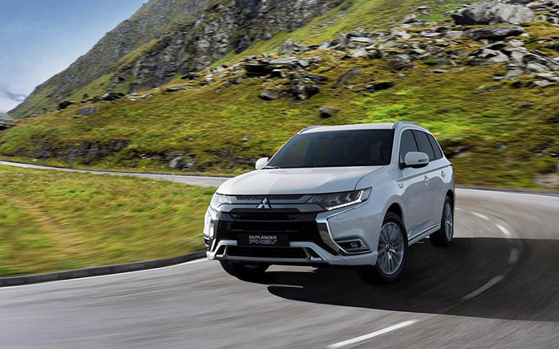 Mitsubishi presentará en Ginebra un nuevo SUV electrificado evolucionado a partir del Outlander PHEV