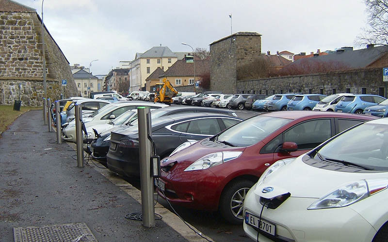 Noruega tendrá que actualizar su red eléctrica si no cambia sus hábitos de recarga de vehículos eléctricos