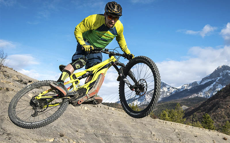 Cannondale presenta sus dos nuevas bicicletas eléctricas de montaña de altas prestaciones