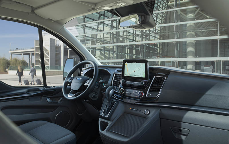 Interior del Ford Tourneo Custom Plug-In Hybrid