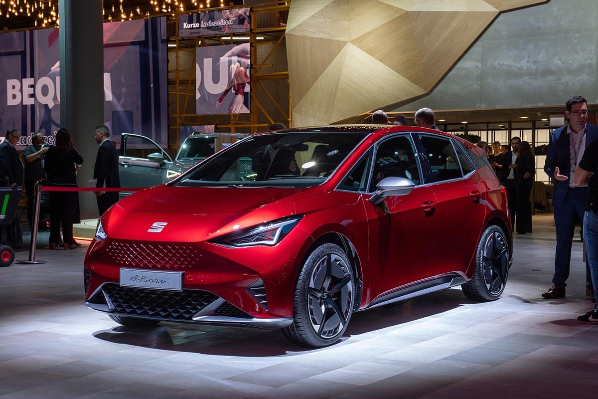 SEAT-accelerates-its-electric-offensive-at-the-Frankfurt-IAA_11_HQ(2)