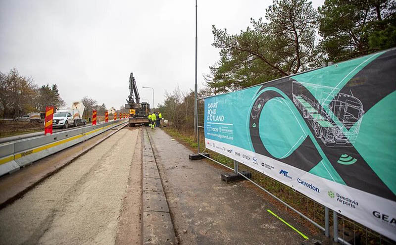 Trabajos de construcción del tramo de prueba de la carretera eléctrica sueca