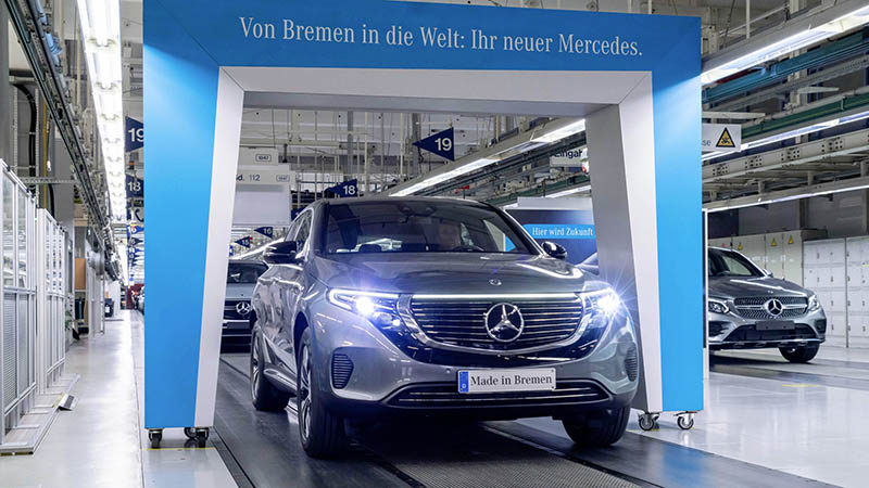 Mercedes asegura que producirá 50.000 unidades del EQC este año