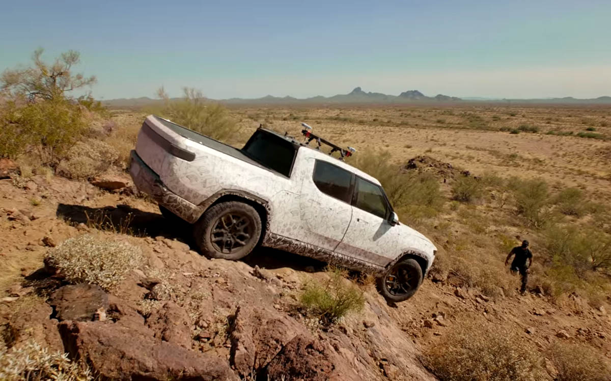 Rivian R1T desierto Arizona-portada