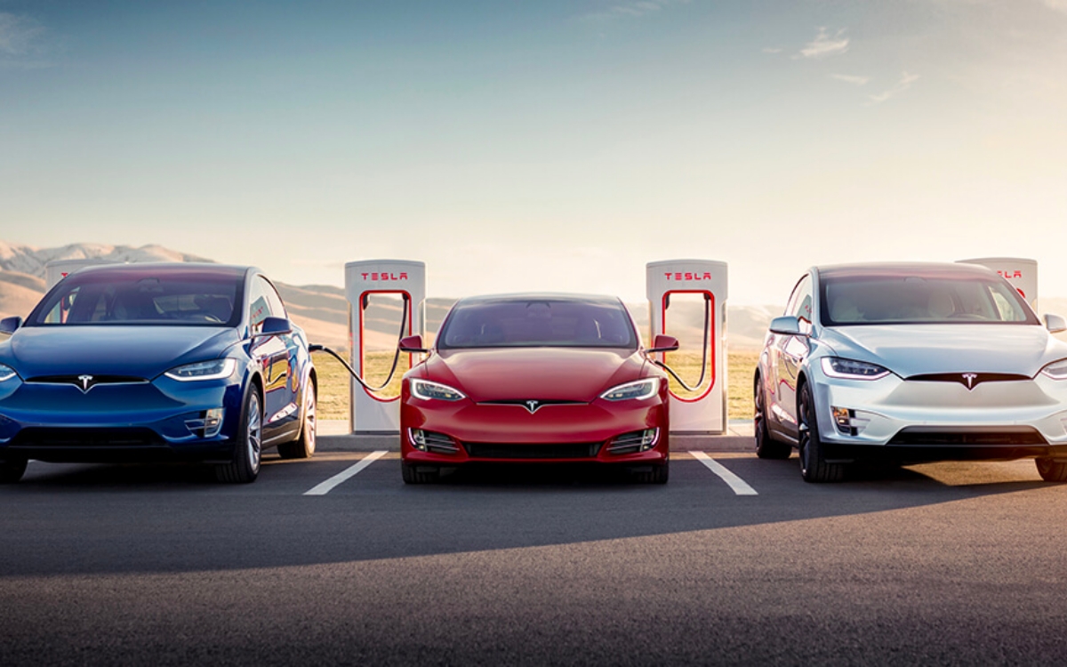 Aquellos que compran un Tesla son menos propensos a volver a la gasolina.