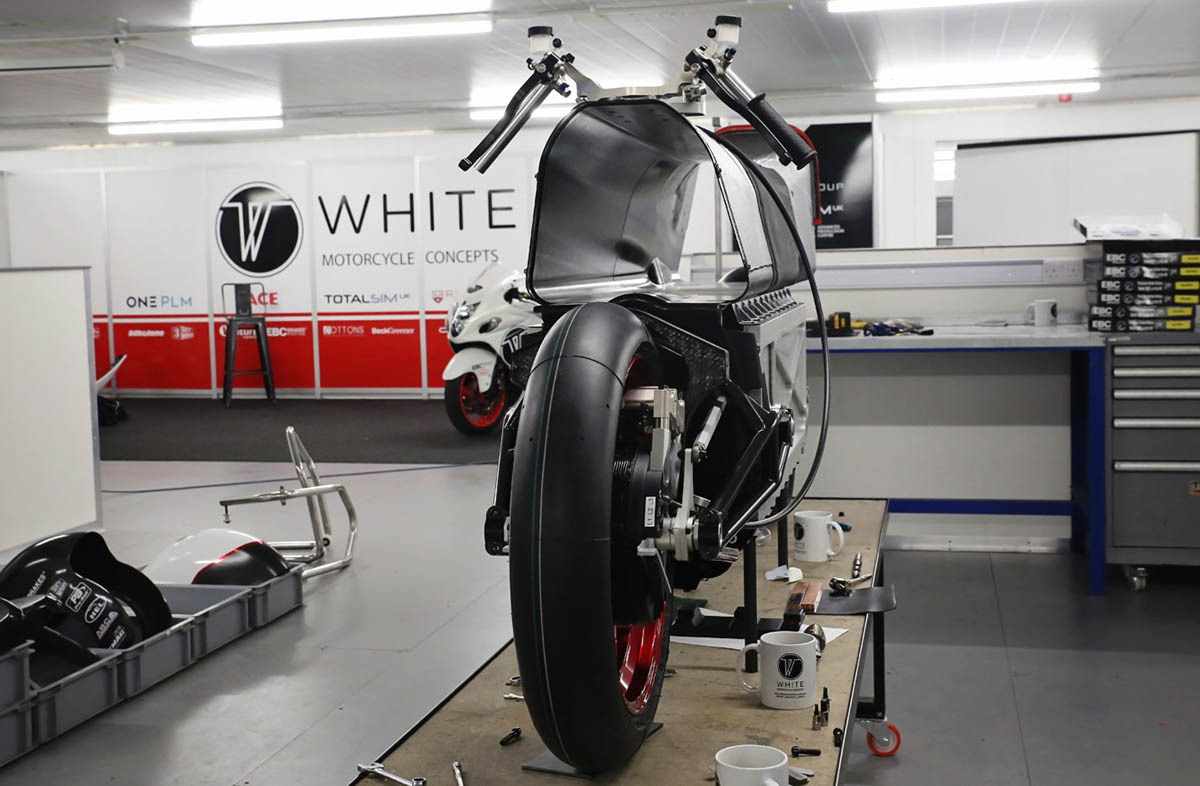 venturi motocicleta electrica WMC250EV agujero aerodinamica