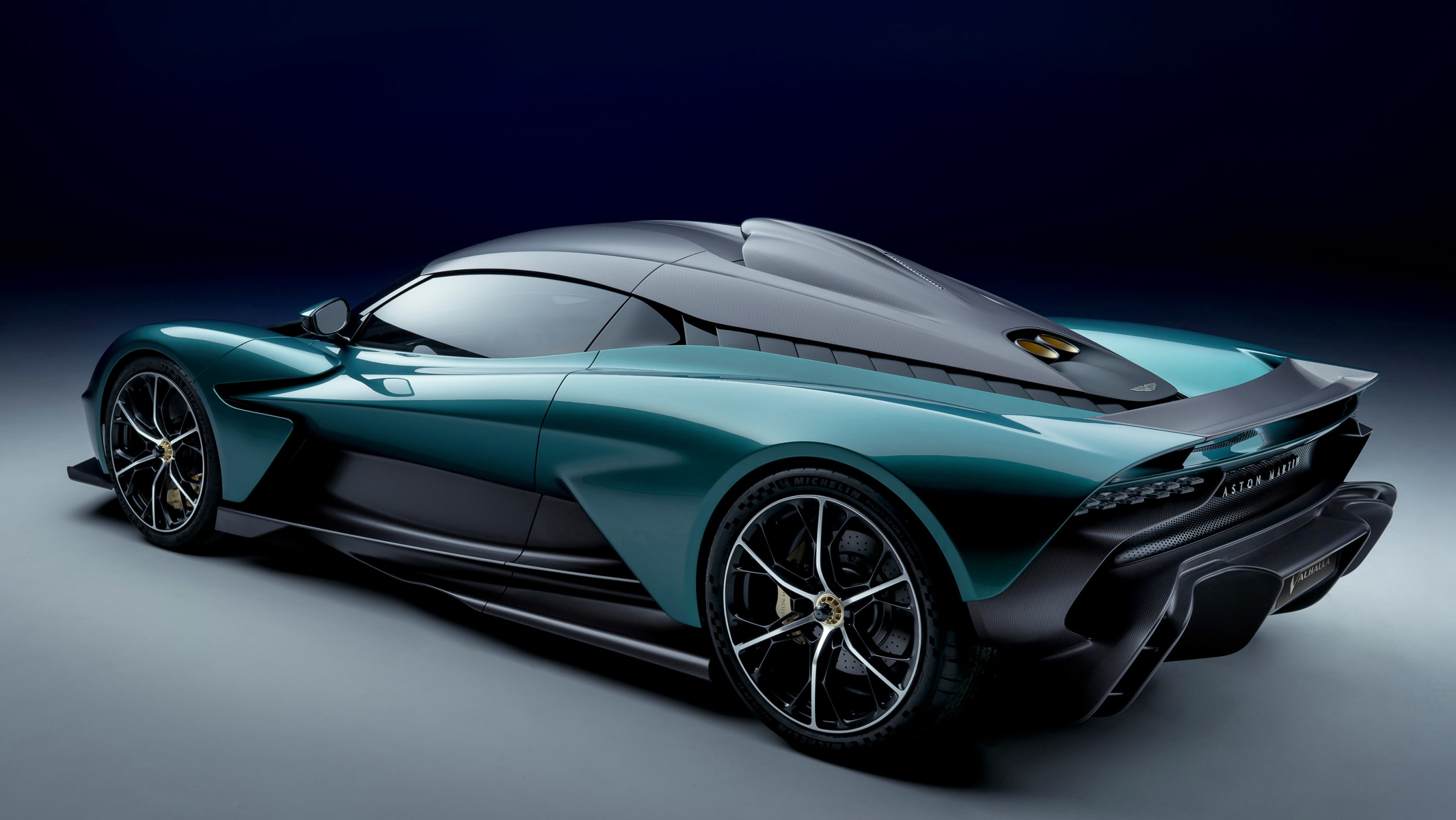 Aston Martin Valhalla 2021-3