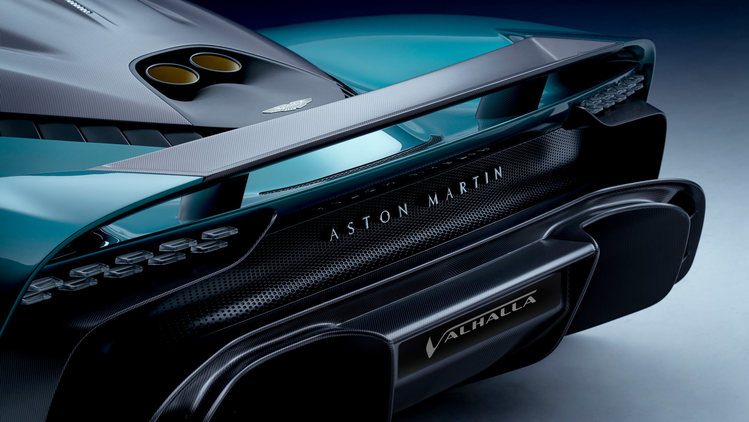 Aston Martin Valhalla 2021-6